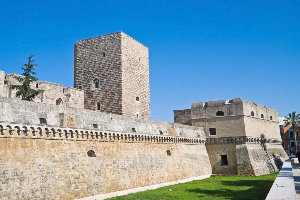 Apartament Due Passi Dal Borgo Antico Bari Zewnętrze zdjęcie